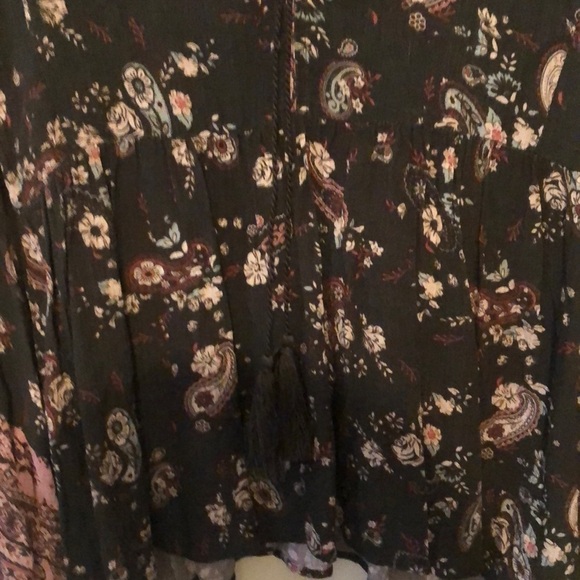 Eye shadow peasant style floral print blouse, med - Picture 4 of 6